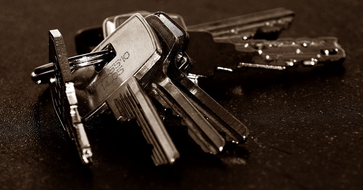 How Much Does an Emergency Locksmith Cost Near Me? — Corona Del Mar Locksmith Inc