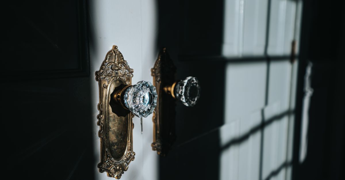 door security hardware — Corona Del Mar Locksmith Inc