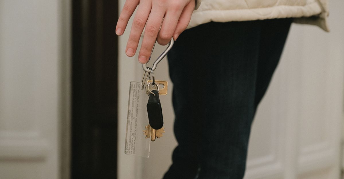 locksmith shop keys — Corona Del Mar Locksmith Inc